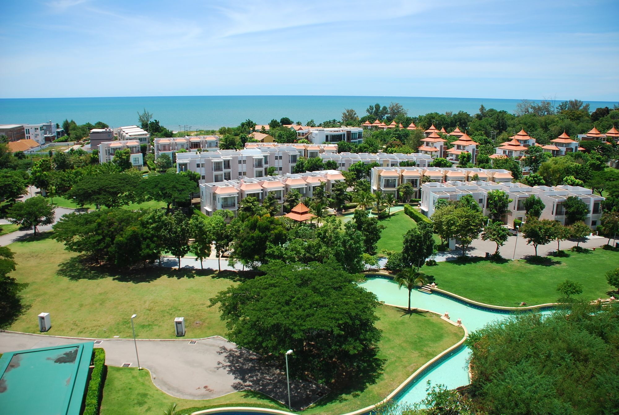 Hotel The Legend Boathouse - 904 Petchaburi Esterno foto